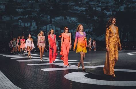 defile croisiere chanel|CHANEL Cruise 2024/25 Show — CHANEL Shows .